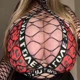 bustyqueen32m_free