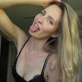 queencami_xoxo