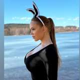 mirella_finfree