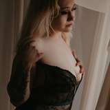 chloe_chronic